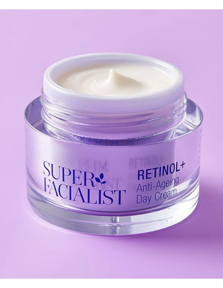 Super Facialist Retinol Anti Ageing Renewing Day Cream