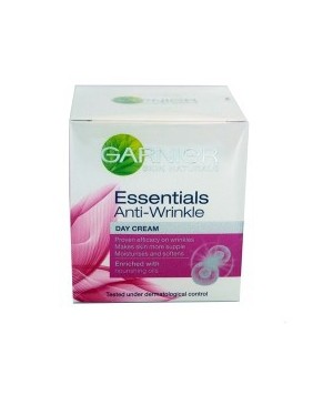 Skin Naturals Essential Anti Wrinkle Day Cream