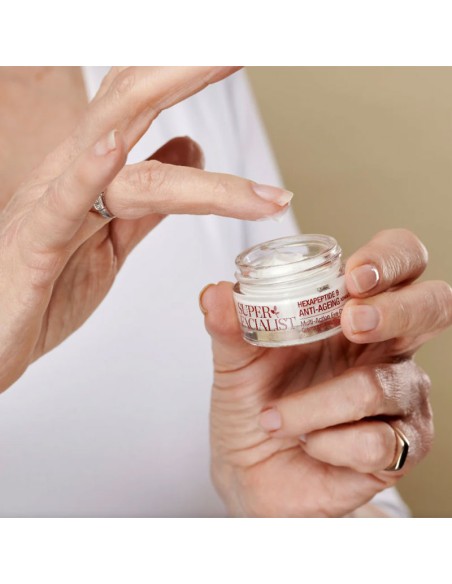 Super Facialist Hexapeptide 9 Anti Ageing Eye Cream