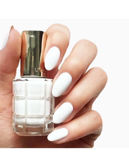 loreal Nail Lacquer 112 Blanc De Lune