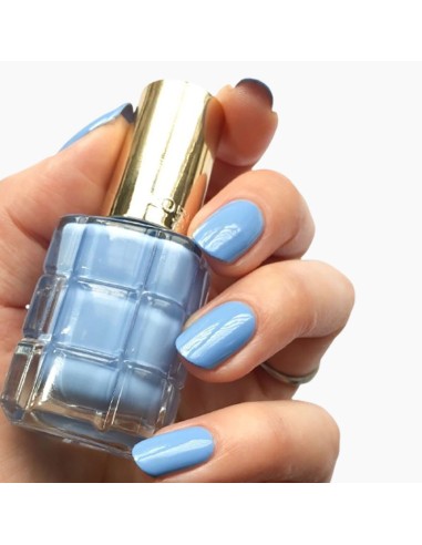 loreal Nail Lacquer 671 Monsieur Bleu