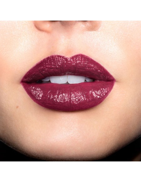 Revlon Super Lustrous Creme Lipstick 046 Creme Bombshell Red Revlon Super Lustrous Creme Lipstick 046 Creme Bombshell Red